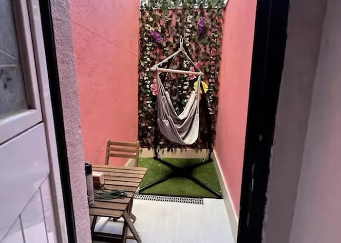 Apartamento Artsy Getaway - Unbeatable Location! Great For Couples & Digital Nomads Lisboa