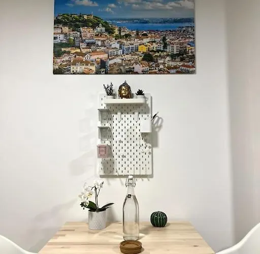 Artsy Getaway - Unbeatable Location! Great For Couples & Digital Nomads * Lizbona