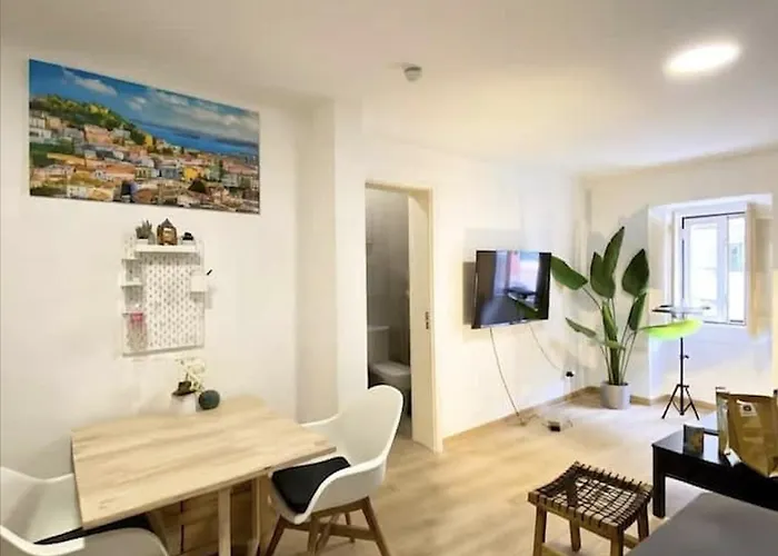 Apartament Artsy Getaway - Unbeatable Location! Great For Couples & Digital Nomads Lizbona